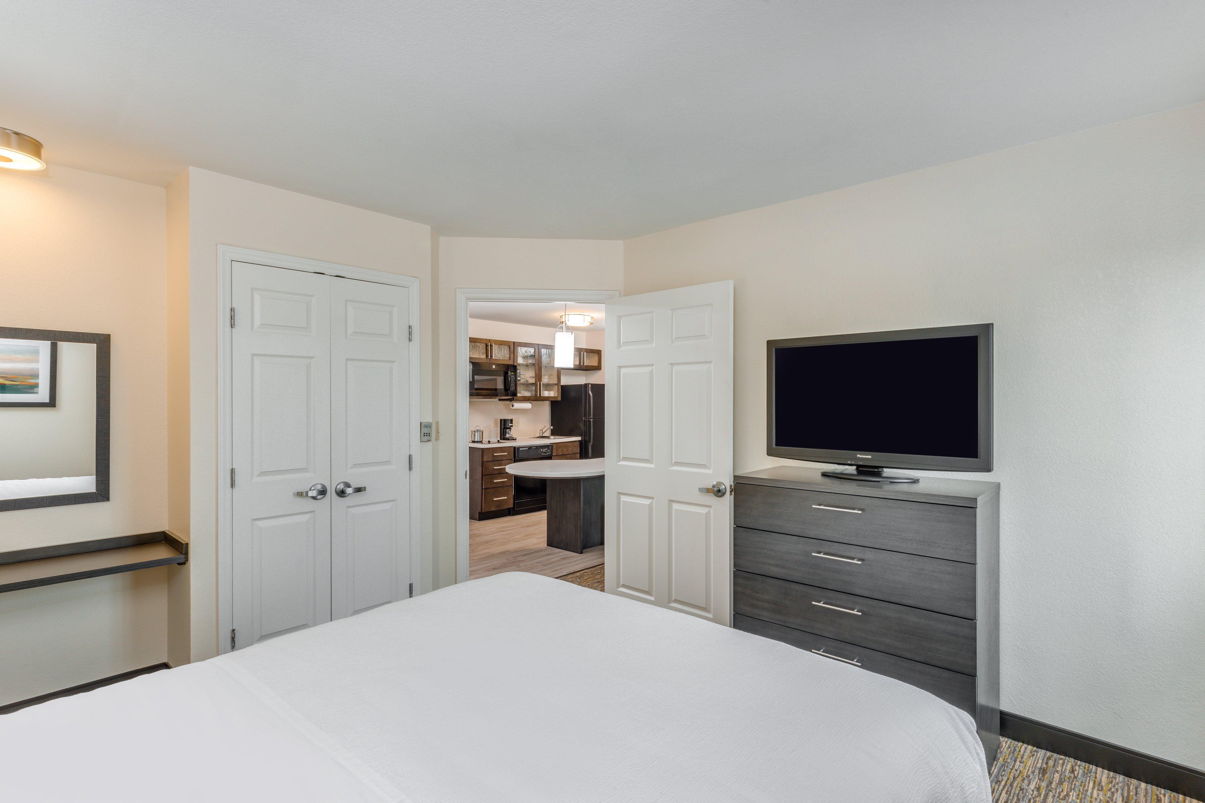 Candlewood Suites Secaucus By Ihg Exterior photo
