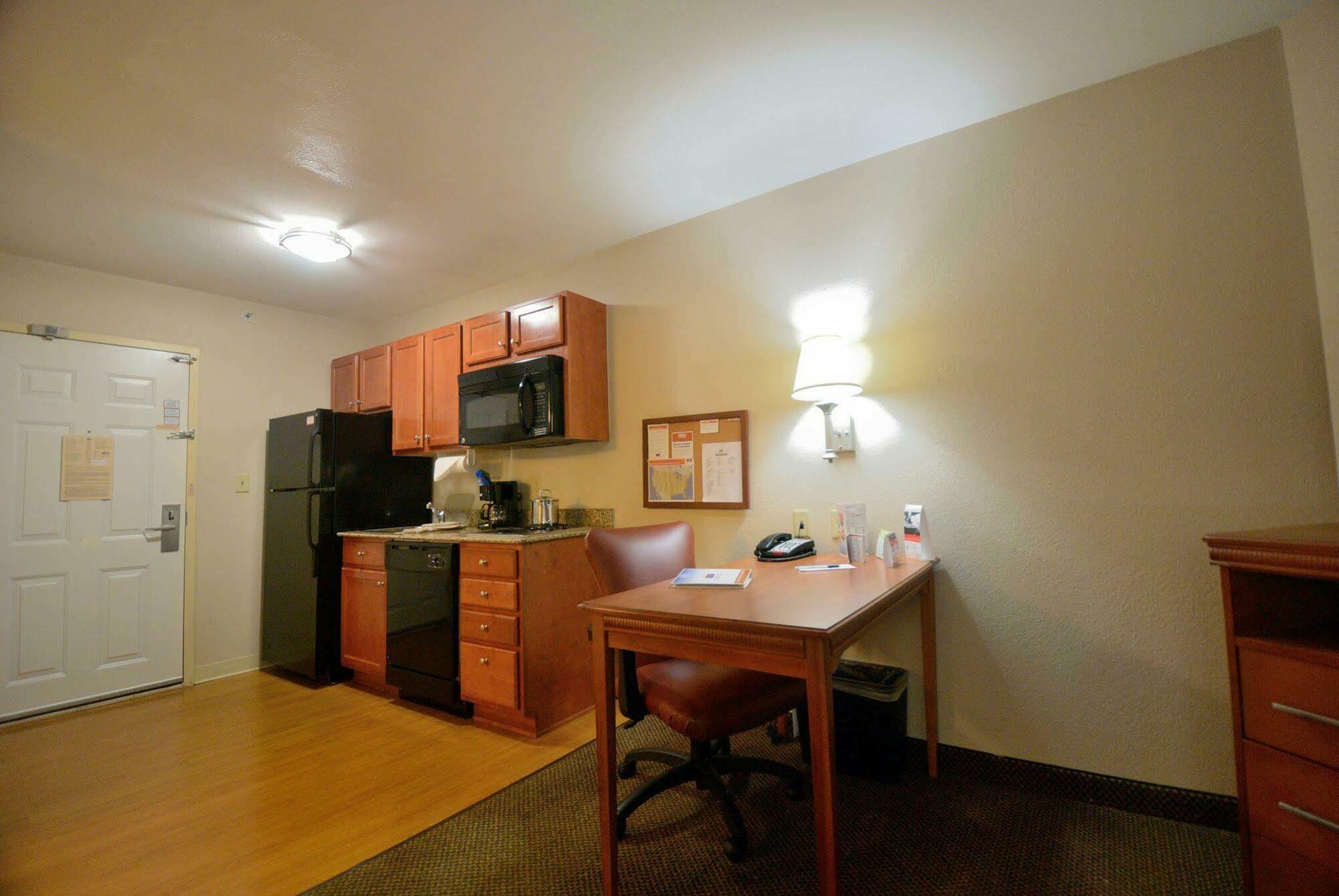 Candlewood Suites Secaucus By Ihg Exterior photo
